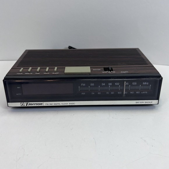 Emerson Other Vtg Emerson Digital Clock Fmam Radio Model Red551